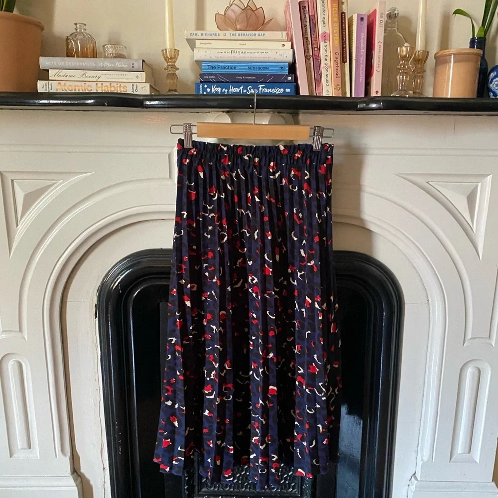 Vintage Print Pleated Midi Skirt - Picture 1 of 4